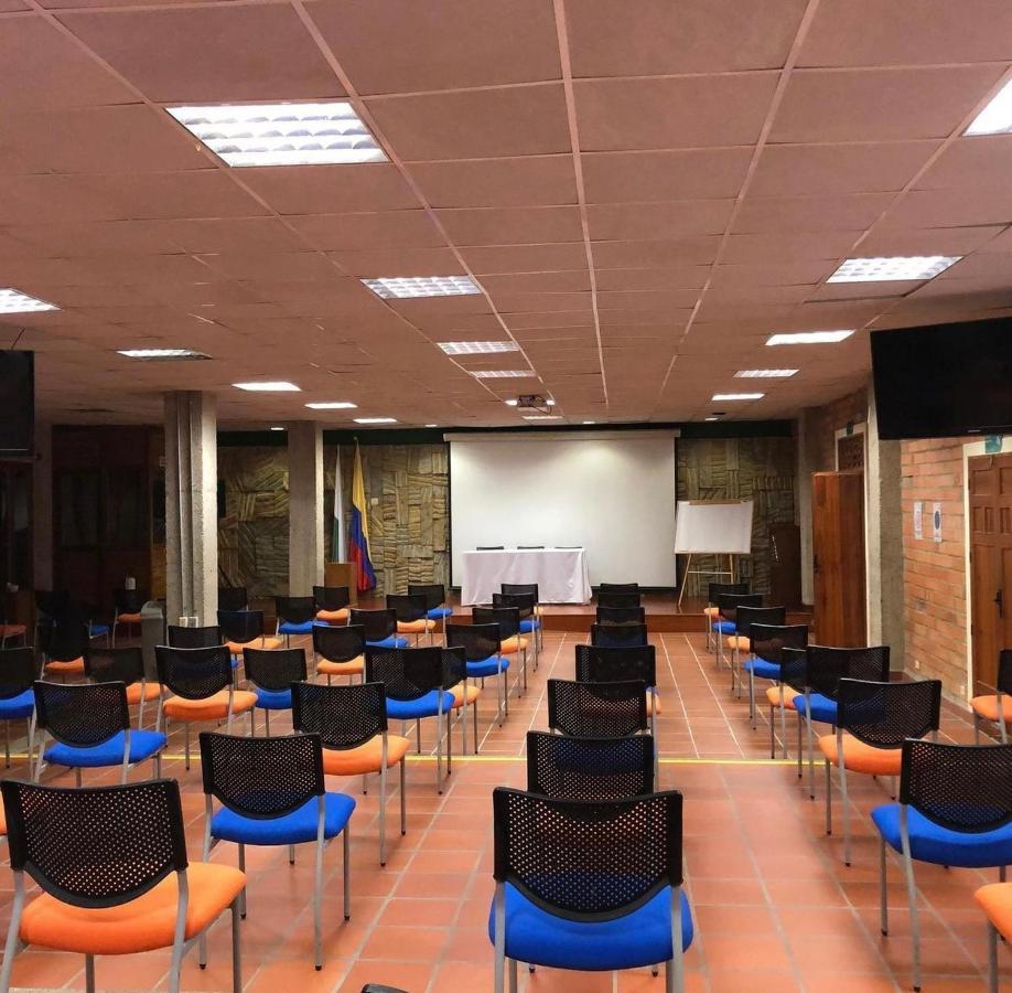 Granja Del Cafe Hotel Y Centro De Convenciones Venecia  Εξωτερικό φωτογραφία
